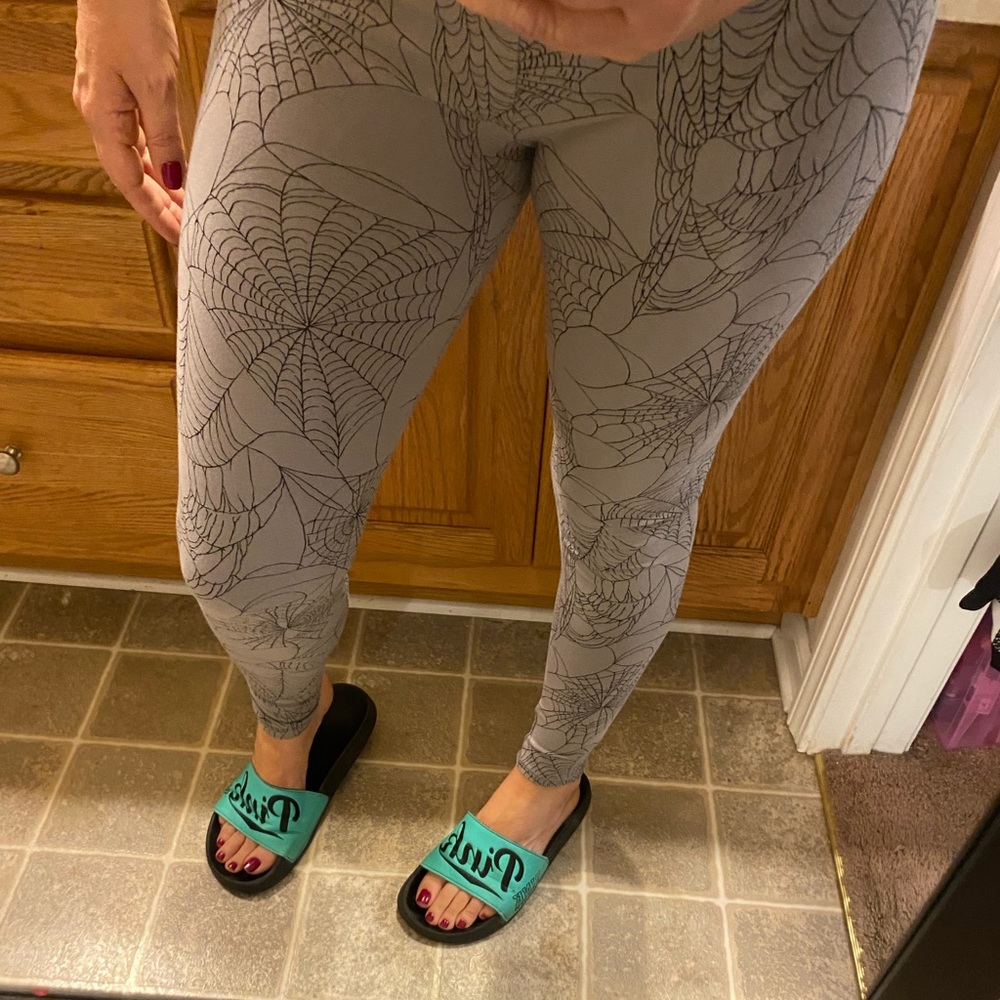 Spider web leggings